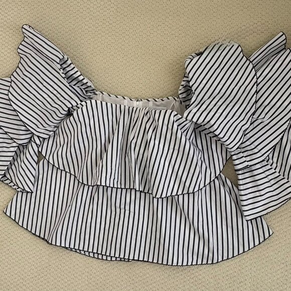 Women top by Caroline Costas New York. New. Large - Picture 1 of 2